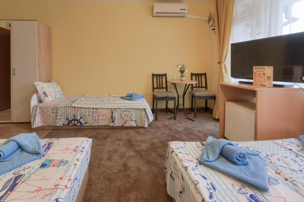 Kazlarov Guest House Kiten  Exterior photo