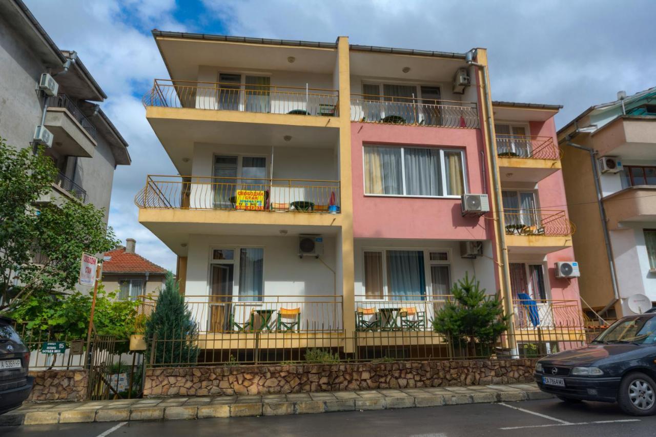 Kazlarov Guest House Kiten  Exterior photo